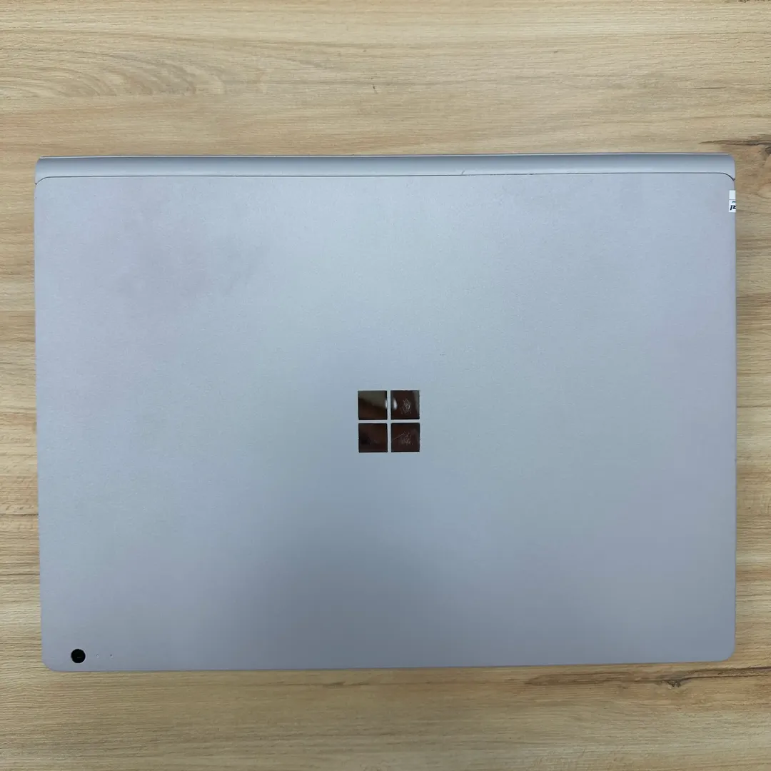 لپتاپ استوک مایکروسافت سرفیس بوک 2 13.5 اینچ Microsoft Surface Book 2 | Core i5 8350U | Ram 8GB DDR4 | 256GB SSD | Intel UHD Graphics 620 | 13.5 inch 3K Touch
