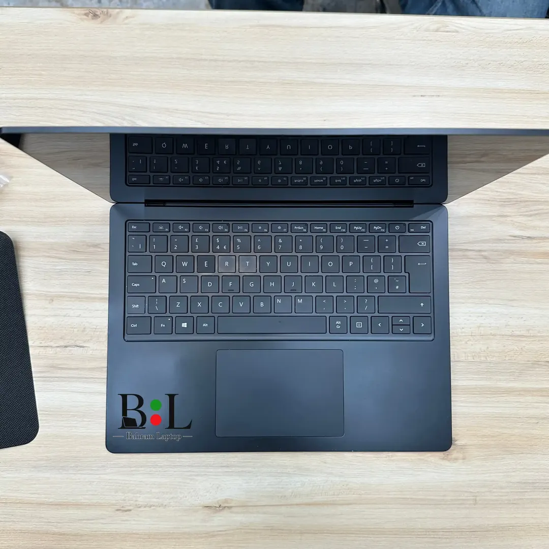 لپتاپ استوک مایکروسافت سرفیس لپتاپ 3 13.5 اینچ Microsoft Surface Laptop 3 | Core i5 1035G7 | Ram 8GB DDR4 | 256GB SSD | Intel Iris Plus | 13.5 inch 2K Touch