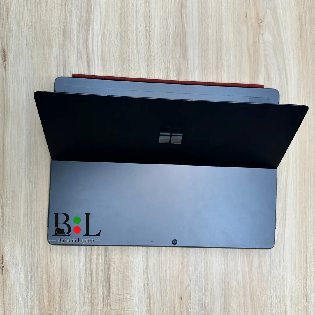 لپتاپ استوک مایکروسافت سرفیس پرو 8 13 اینچ Microsoft Surface Pro 8 | Core i7 1185G7 | Ram 16GB DDR4 | 256GB SSD | Intel Iris Xe | 13 inch 2K Touch