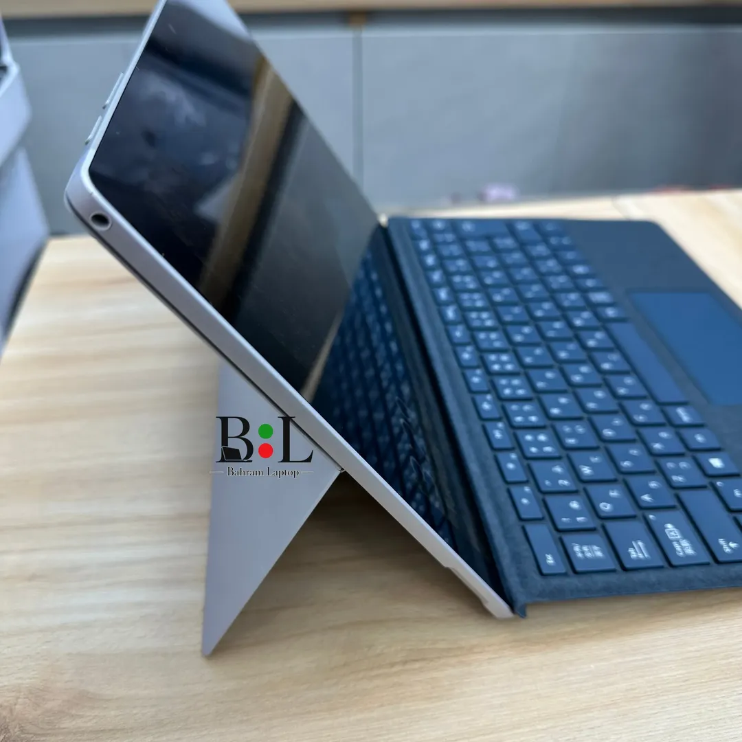 لپتاپ استوک مایکروسافت سرفیس پرو 7 12.3 اینچ Microsoft Surface Pro 7 | Core i5 1035G4 | Ram 8GB DDR4 | 256GB SSD | Intel Iris Plus | 12.3 inch Touch
