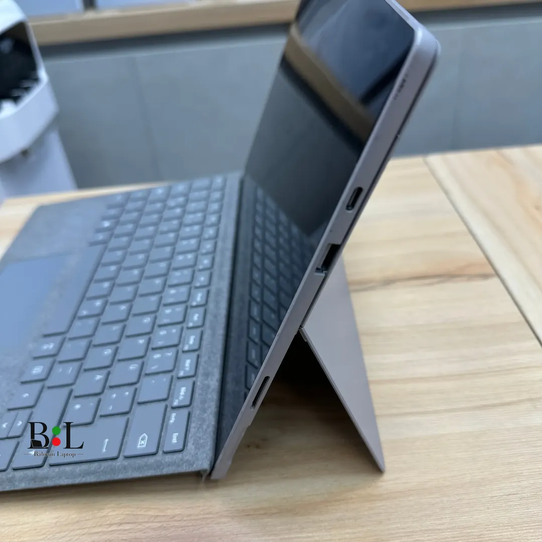 لپتاپ استوک مایکروسافت سرفیس پرو 7 پلاس 12.3 اینچ Microsoft Surface Pro 7 Plus | Core i7 1165G7 | Ram 16GB DDR4 | 256GB SSD | Intel Iris Xe | 12.3 inch Touch