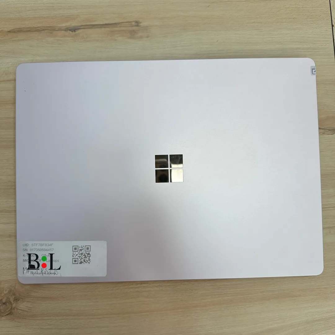 لپتاپ استوک مایکروسافت سرفیس لپتاپ 3 13.5 اینچ Microsoft Surface Laptop 3 | Core i5 1035G7 | Ram 8GB DDR4 | 256GB SSD | Intel Iris Plus | 13.5 inch 2K Touch