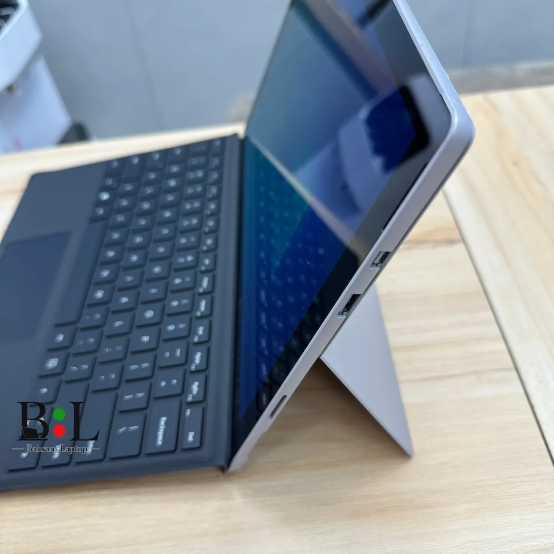 لپتاپ استوک مایکروسافت سرفیس پرو 6 12.3 اینچ Microsoft Surface Pro 6 | Core i5 8350U | Ram 8GB DDR3 | 128GB SSD | Intel UHD Graphics 620 | 12.3 inch Touch