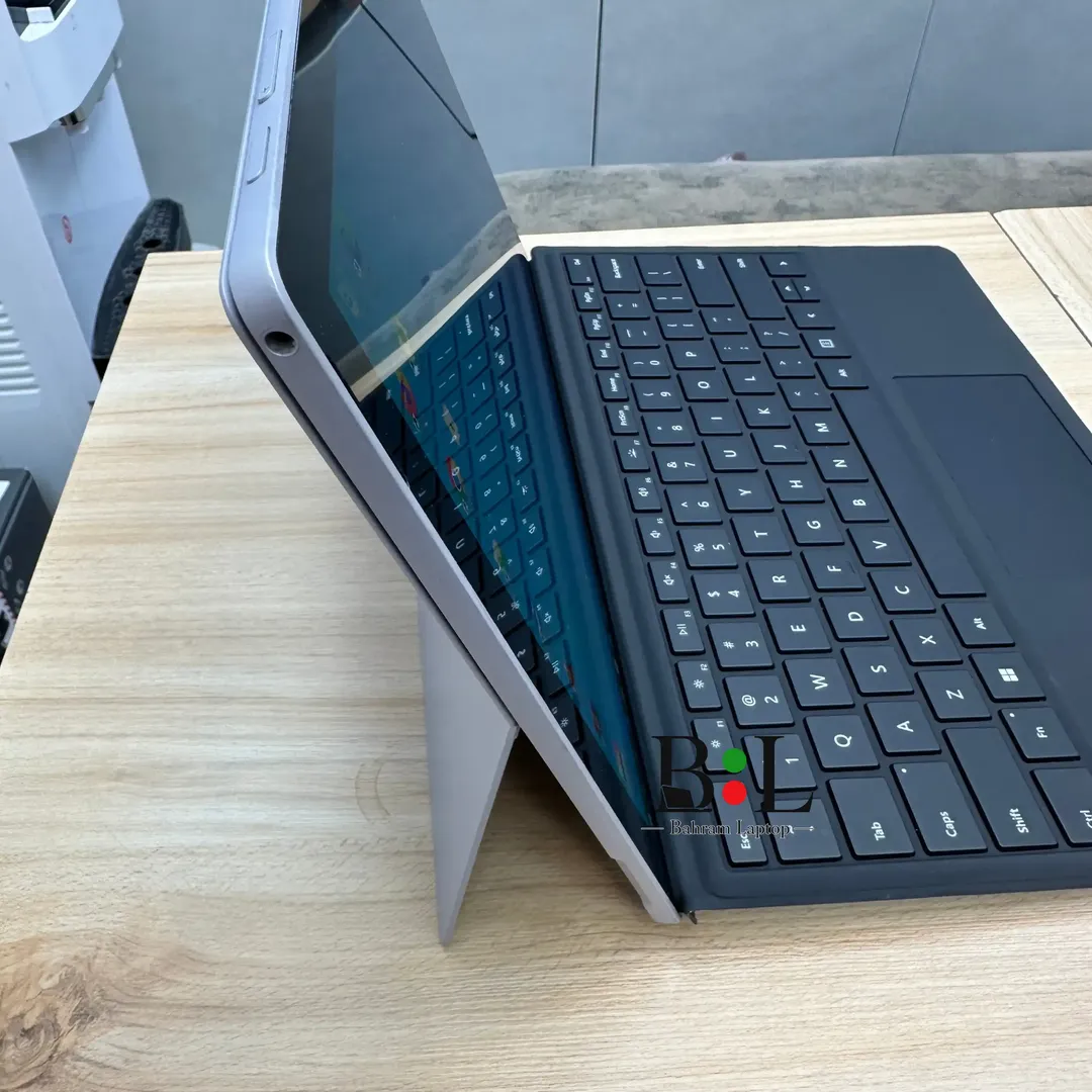 لپتاپ استوک مایکروسافت سرفیس پرو 6 12.3 اینچ Microsoft Surface Pro 6 | Core i5 8350U | Ram 8GB DDR3 | 128GB SSD | Intel UHD Graphics 620 | 12.3 inch Touch