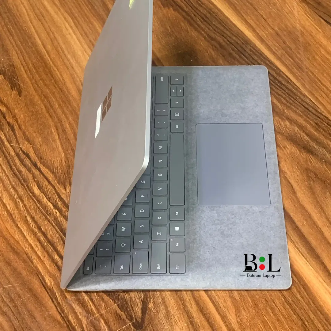 لپتاپ استوک مایکروسافت سرفیس لپتاپ 3 13.5 اینچ Microsoft Surface Laptop 3 | Core i5 1035G7 | Ram 8GB DDR4 | 256GB SSD | Intel Iris Plus | 13.5 inch 2K Touch